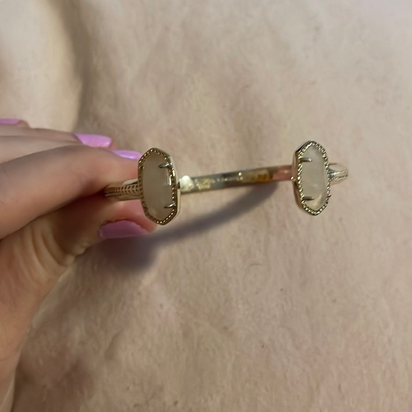 Pink bracelet - Picture 1 of 1